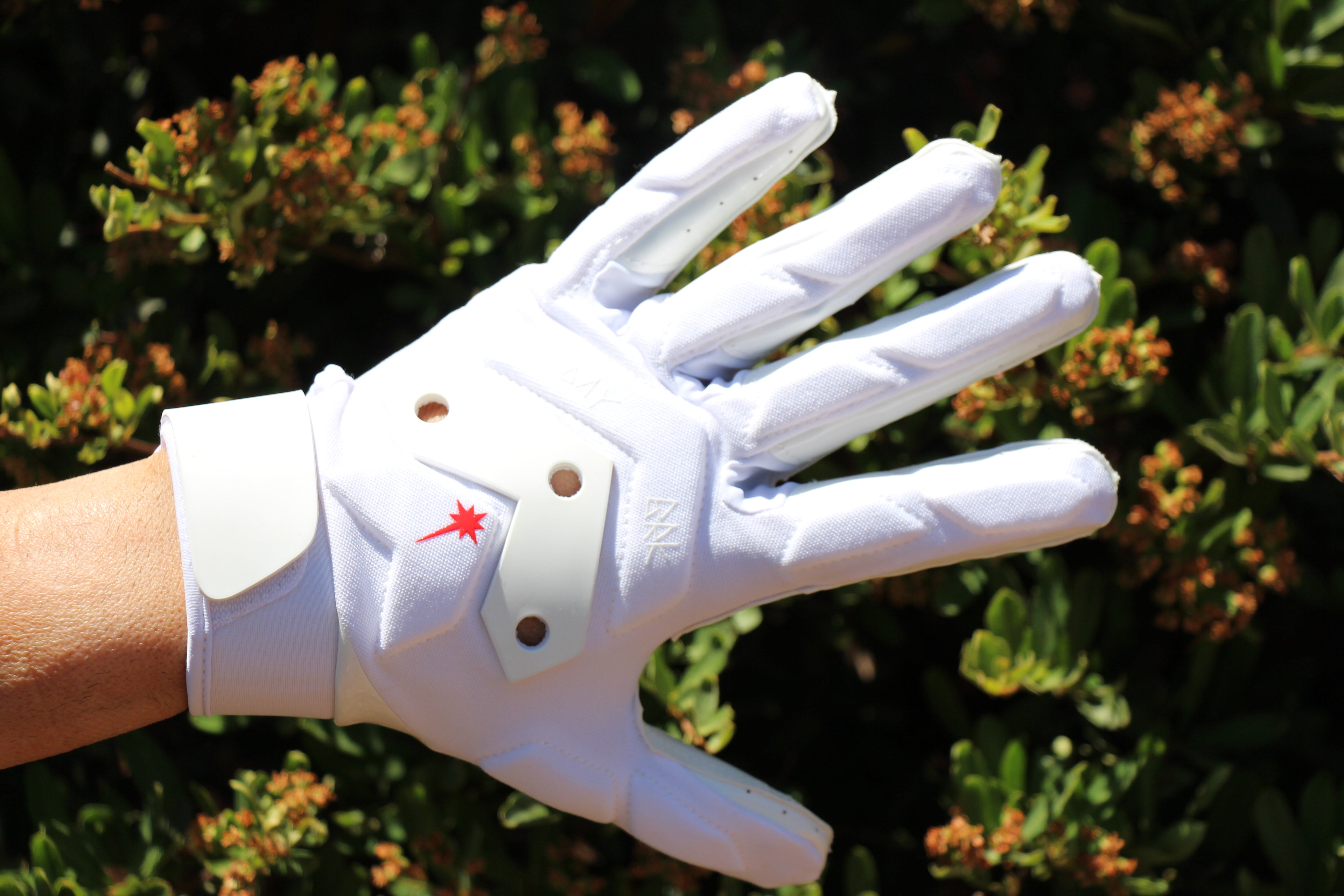 Sunspot I Football Glove